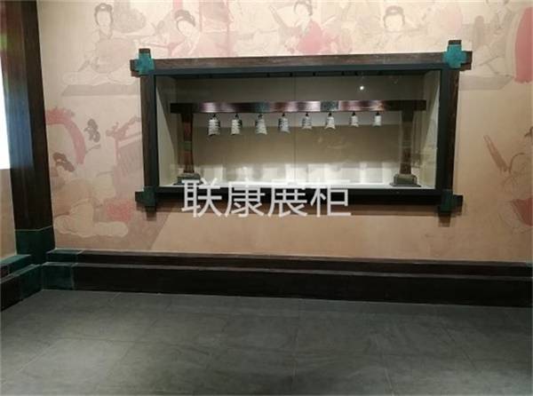 最新博物馆展柜分类图片