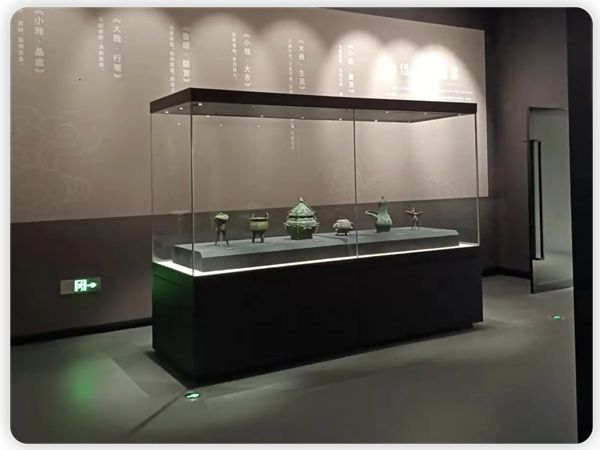 博物馆文物展柜安全保障的四道屏障,共同守护一段无法复制的时光 博物馆文物展柜